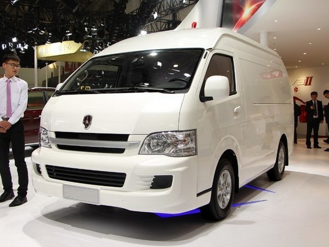 金杯大海獅國(guó)五面包冷藏車