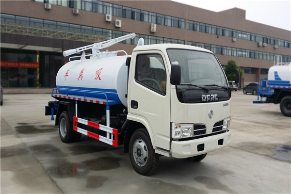 科學新農村，普及推廣凱馬小型吸糞車，養豬養雞的樂了！