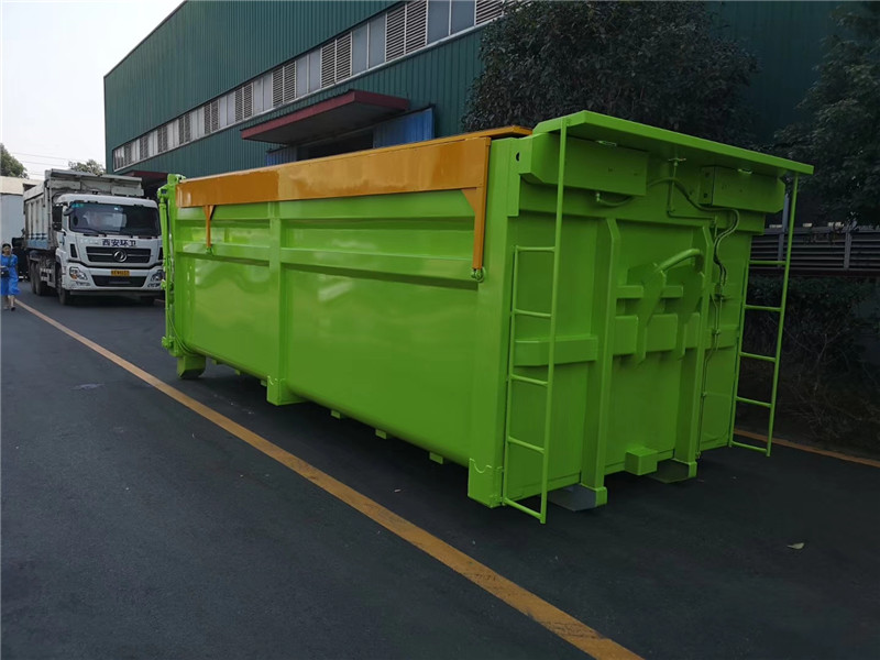 20方移動(dòng)壓縮垃圾箱操作面板設(shè)有防護(hù)裝置，安全可靠