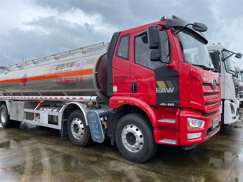 廣東茂名前四后八鋁合金運油車大量現(xiàn)車等您來提！