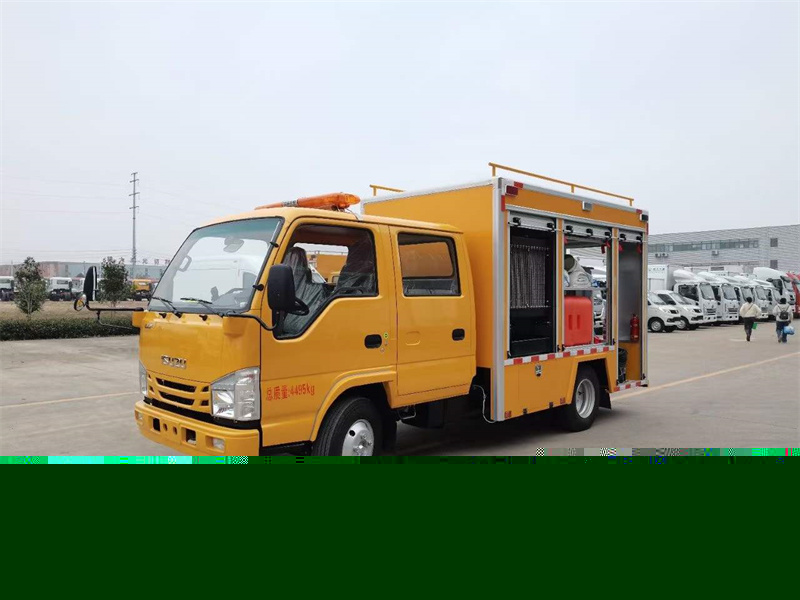 五十鈴雙排救險車