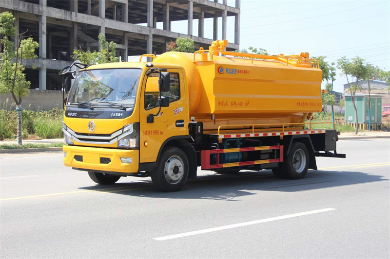5方程力東風清洗吸污車
